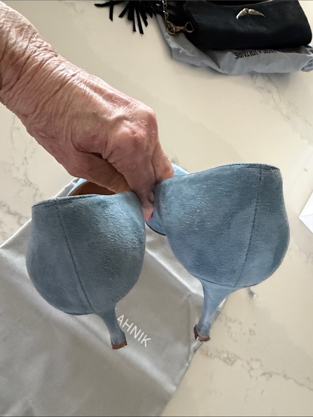 Manolo Blahnik blue suede pumps - Picture 3 of 5